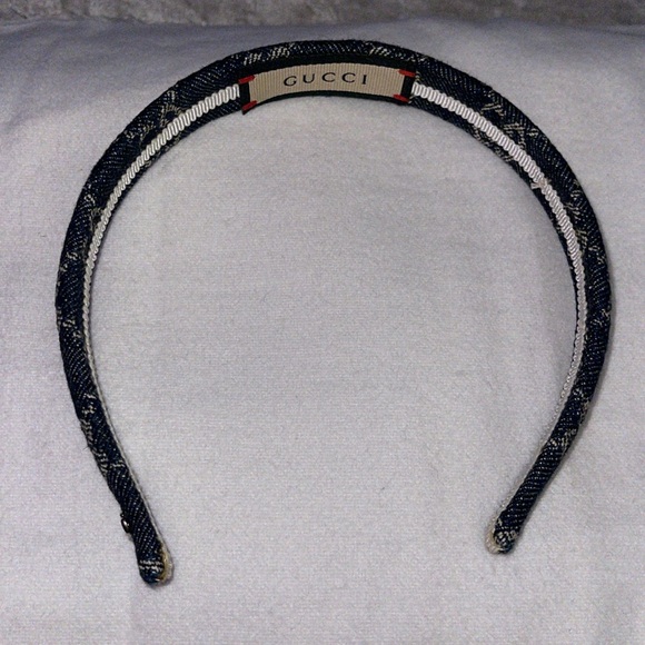 Gucci preloved headband great condition has little mark on the ends jean materia - Picture 2 of 11